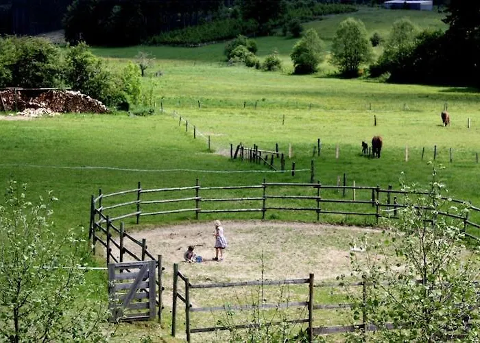 Nyaraló Rustic Farm In Rogery *