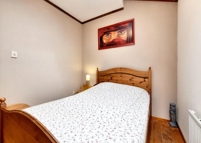 Rustic Farm In Rogery Nyaraló